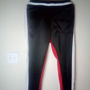 Sweats rocawear  skinny sweats.. polyester nice